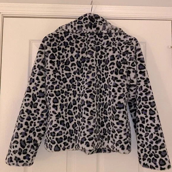 Faux Fur Leopard Jacket in Gray Violet (M) - Picture 2 of 3